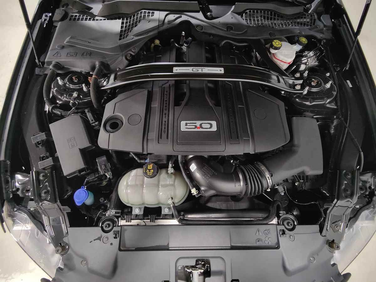 Used 2022 Ford Mustang GT Premium w/ GT Performance Package RWD image 4