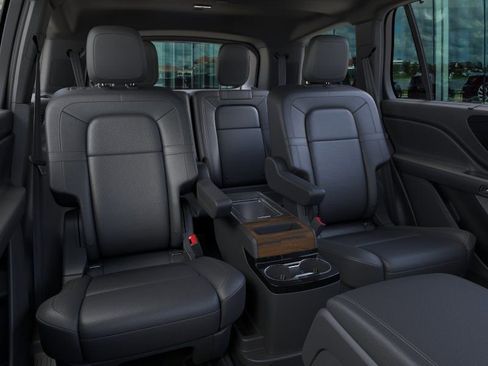 New 2026 Lincoln Aviator Reserve AWD/4WD image 11
