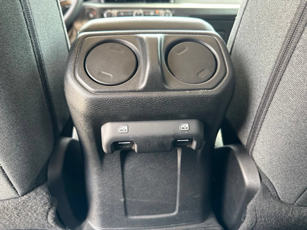 Used 2025 Jeep Wrangler Unlimited Sport AWD/4WD image 23