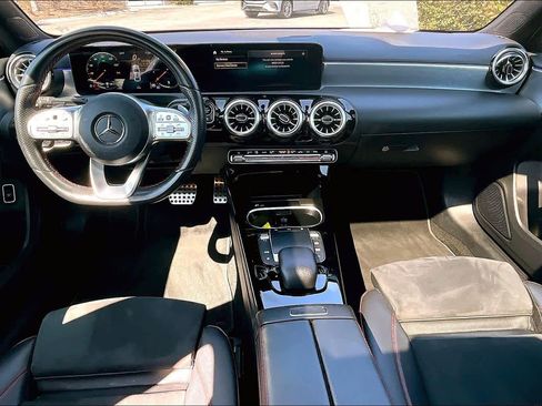 Used 2022 Mercedes-Benz A 220 image 16