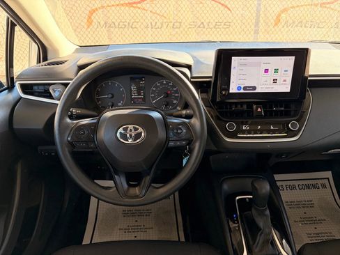 Used 2024 Toyota Corolla LE image 74