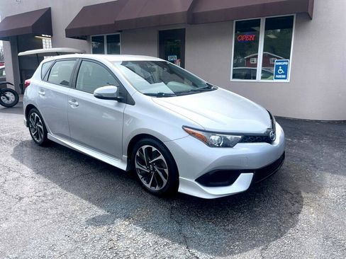 Used 2016 Scion iM image 4
