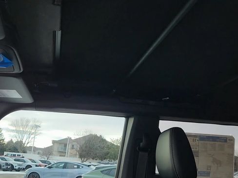 New 2025 Ford Bronco Outer Banks w/ Sasquatch Package image 34