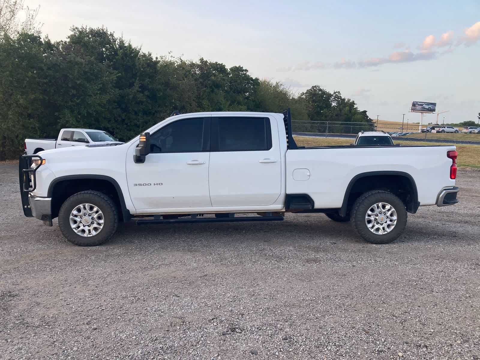 Used 2022 Chevrolet Silverado 3500 LT w/ Convenience Package AWD/4WD image 3