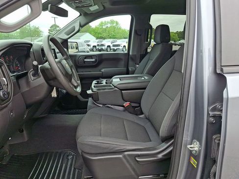 Certified 2020 Chevrolet Silverado 1500 Custom w/ Custom Value Package AWD/4WD image 13