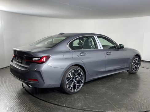 New 2026 BMW 330i xDrive Sedan w/ Premium Package image 5