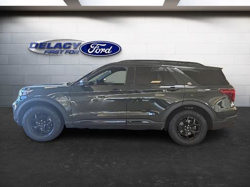 Used 2024 Ford Explorer Timberline image 2