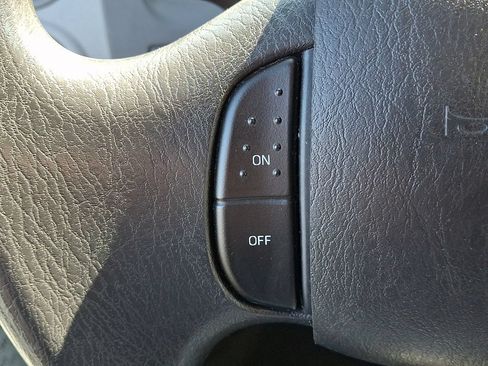 Used 2012 Ford E-350 and Econoline 350 XLT RWD image 21