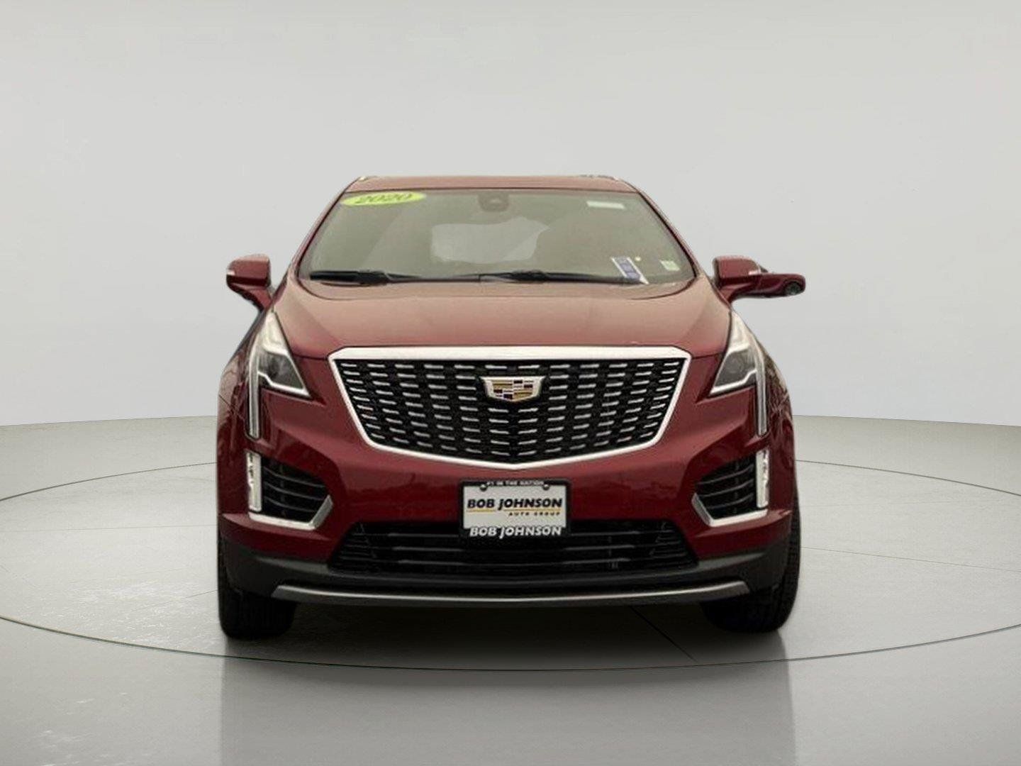 Used 2020 Cadillac XT5 Premium Luxury AWD/4WD image 2