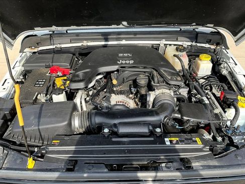 Used 2021 Jeep Gladiator Sport AWD/4WD image 31