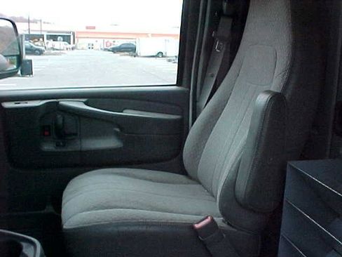 Used 2013 Chevrolet Express 3500 w/ Express Access Plus Package RWD image 11