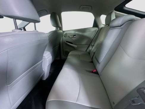 Used 2015 Toyota Prius Five w/ Advanced Technology Package FWD image 26