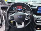 Used 2022 Ford Explorer XLT w/ Class IV Trailer Tow Package AWD/4WD image 4
