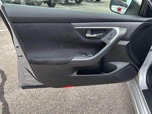 Used 2015 Nissan Altima 2.5 S w/ Power Driver Seat Package image 7