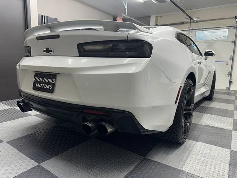 Used 2017 Chevrolet Camaro SS RWD image 17