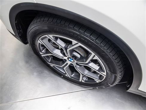 Used 2021 BMW X1 xDrive28i AWD/4WD image 13