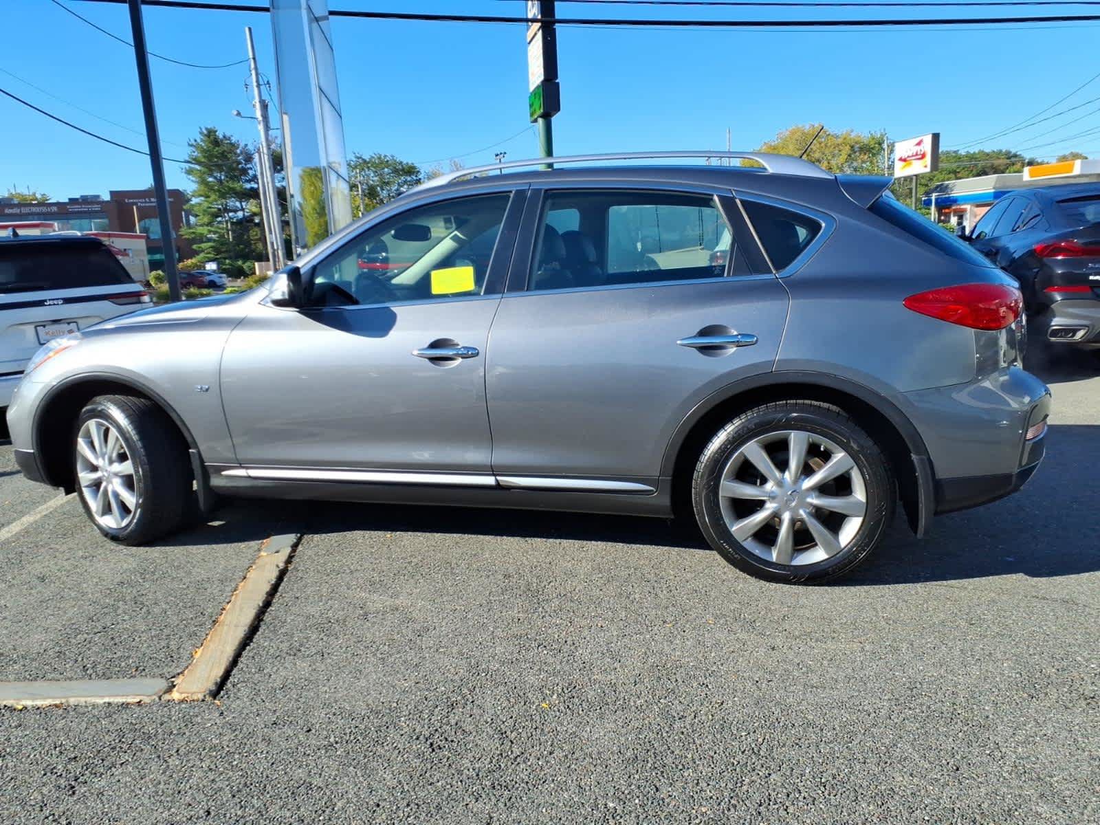 Certified 2017 INFINITI QX50 AWD w/ Premium Package image 7
