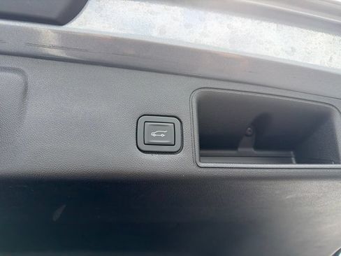 Certified 2018 GMC Terrain Denali w/ Advanced Safety Package FWD image 24