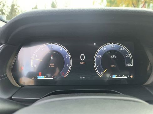 New 2025 Jeep Grand Cherokee Limited w/ Luxury Tech Group II image 15