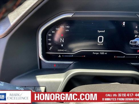 Used 2024 GMC Sierra 1500 AT4 w/ Technology Package AWD/4WD image 13