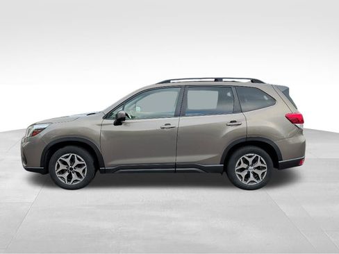 Used 2020 Subaru Forester Premium AWD/4WD image 8