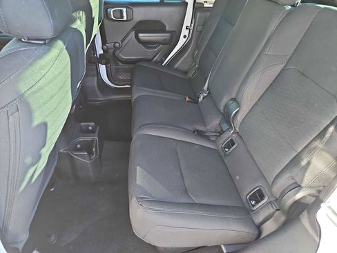 Used 2020 Jeep Gladiator Sport w/ Trailer Tow Package image 18