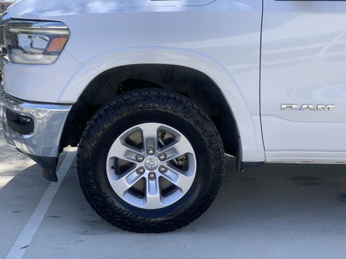 Used 2019 RAM 1500 Laramie image 15