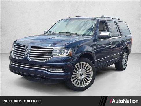 Used 2016 Lincoln Navigator Select RWD image 1