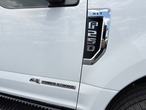 Used 2019 Ford F250 XLT w/ XLT Value Package AWD/4WD image 21