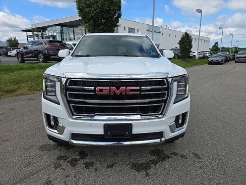 Used 2023 GMC Yukon XL SLT AWD/4WD image 11