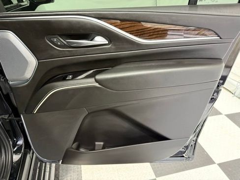 Used 2023 Cadillac Escalade ESV Sport Platinum image 30