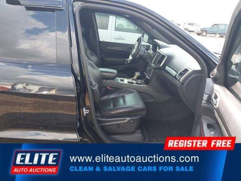 Used 2017 Jeep Grand Cherokee Trailhawk w/ Trailhawk Luxury Group image 9