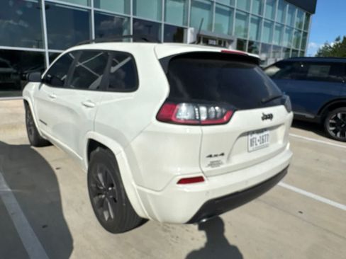 Used 2019 Jeep Cherokee High Altitude AWD/4WD image 3