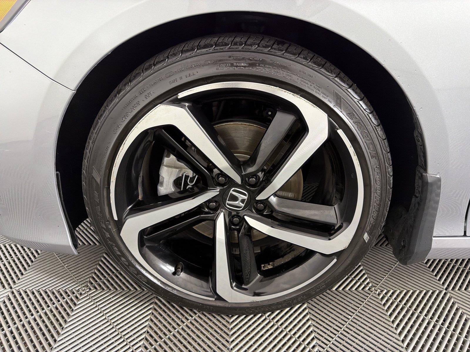 Used 2019 Honda Accord Sport image 9