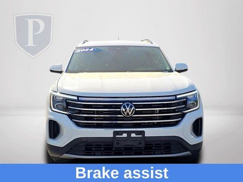 Used 2024 Volkswagen Atlas SE image 12