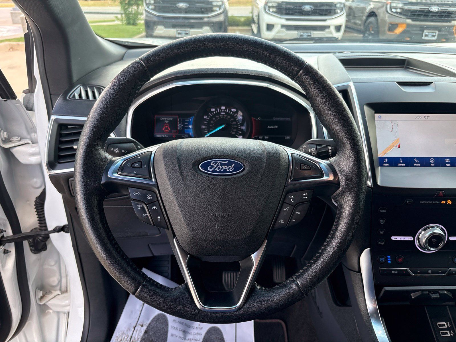 Used 2020 Ford Edge Titanium w/ Equipment Group 301A FWD image 19