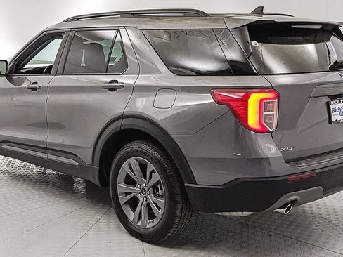 Certified 2023 Ford Explorer XLT w/ Equipment Group 202A AWD/4WD image 4