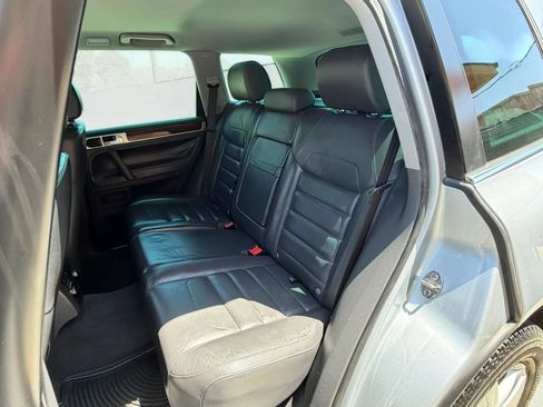 Used 2008 Volkswagen Touareg V6 AWD/4WD image 21