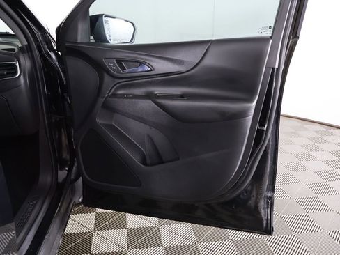 Used 2021 Chevrolet Equinox LT FWD image 21