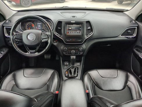 Used 2019 Jeep Cherokee Altitude image 18