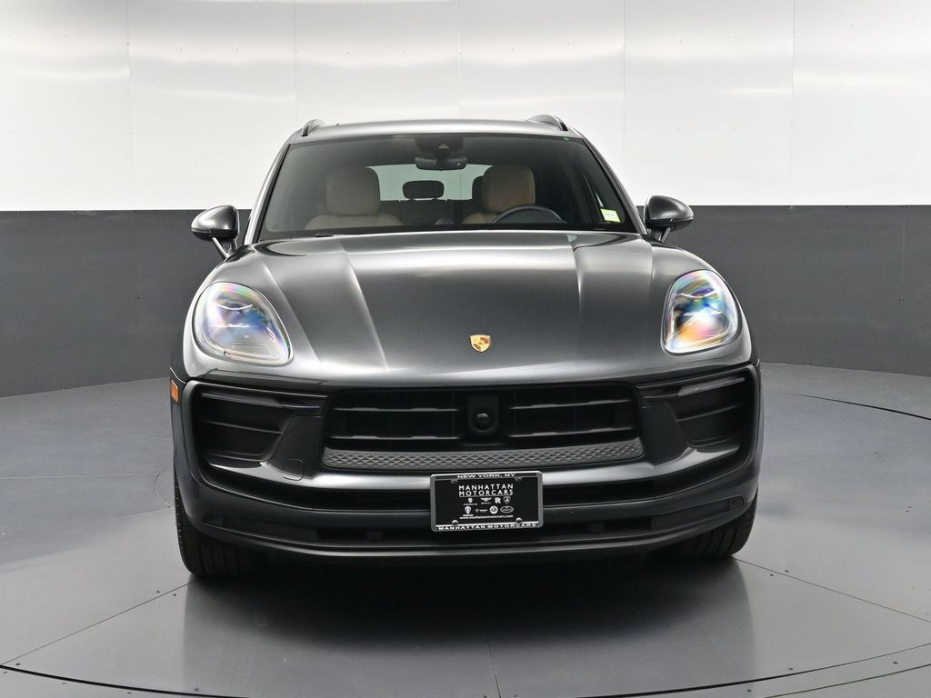 Certified 2026 Porsche Macan AWD/4WD image 11