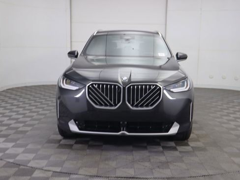 Used 2025 BMW X3 xDrive30i w/ Premium Package AWD/4WD image 2