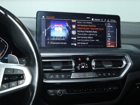 Used 2023 BMW X4 xDrive30i w/ M Sport Package AWD/4WD image 27