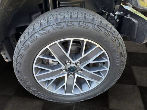 Used 2024 Jeep Wrangler High Altitude AWD/4WD image 11