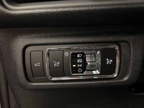 New 2026 Lincoln Corsair Reserve image 25