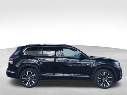 New 2025 Volkswagen Atlas SEL Premium R-Line