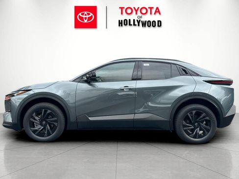 New 2026 Toyota C-HR AWD/4WD image 9