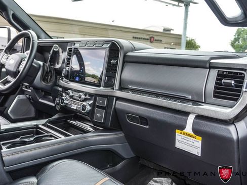 Used 2024 Ford F250 Platinum AWD/4WD image 56