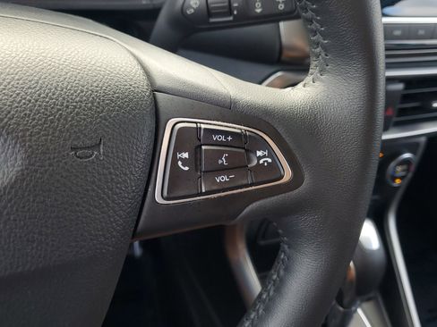 Certified 2020 Ford EcoSport SE image 25