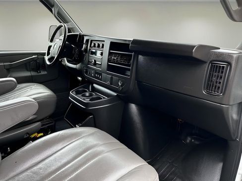 Used 2023 Chevrolet Express 2500 Work Van w/ Driver Convenience Package image 24